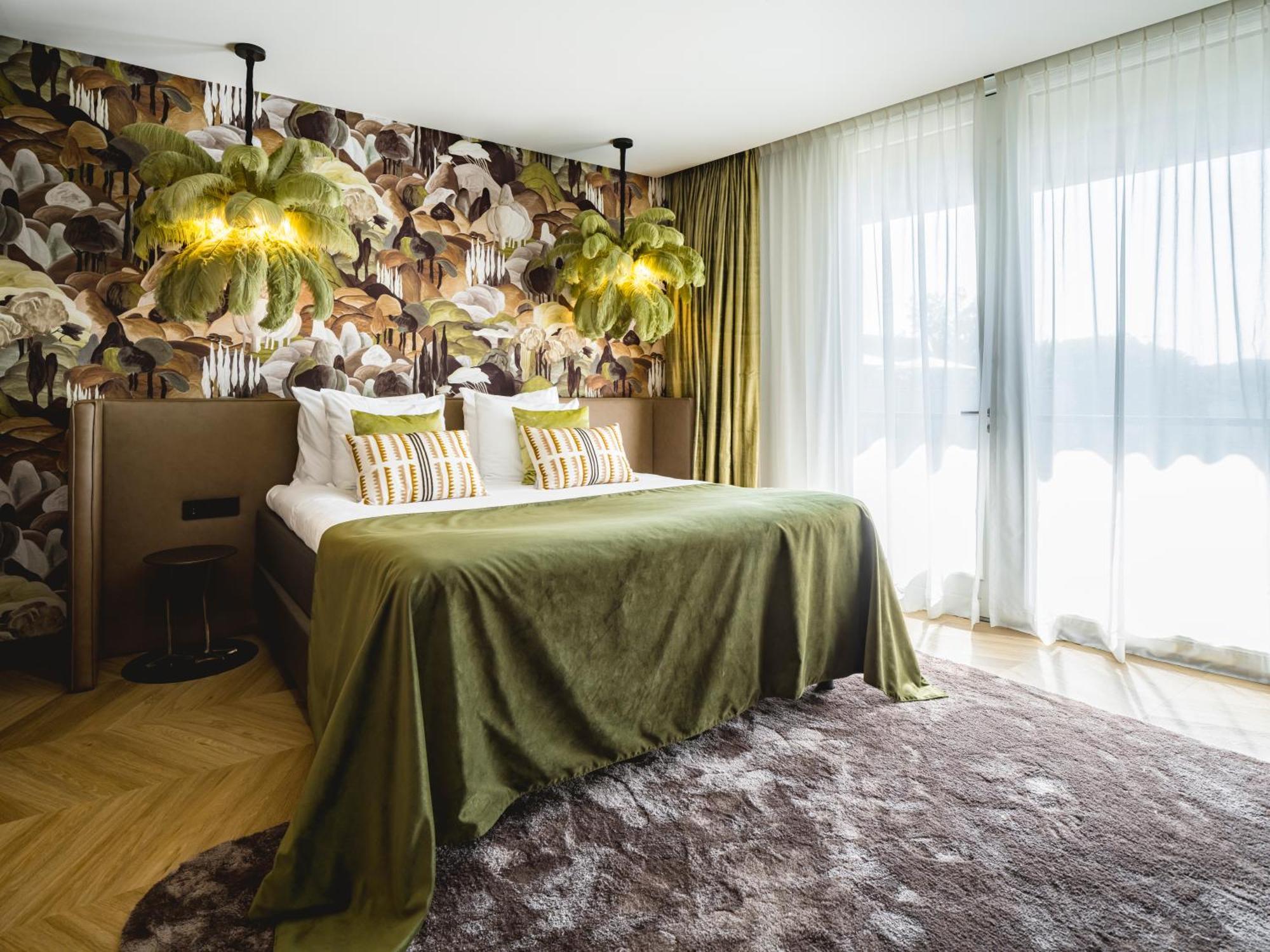 Hotel Der Valk 4*